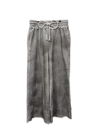 SEAM-LINE SWEATS